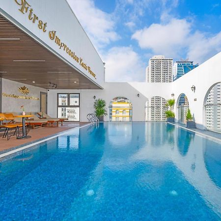 Golden Lotus Hotel Da Nang - Rooftop Bar Sea View Екстер'єр фото